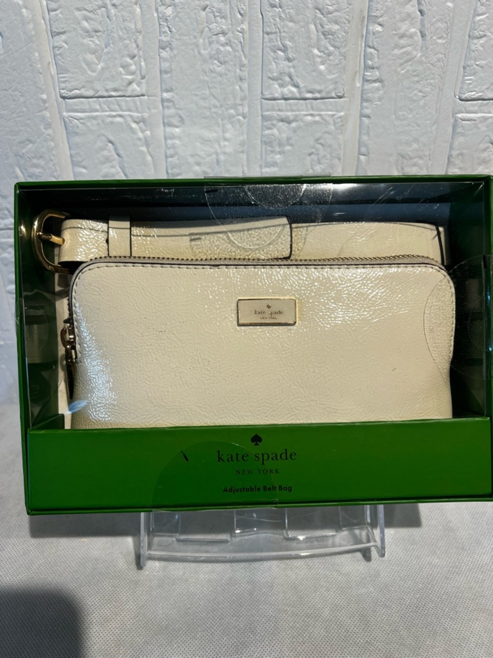 kate spade Cream Patent Leather Belt Bag with Gold Hardware Size S/M